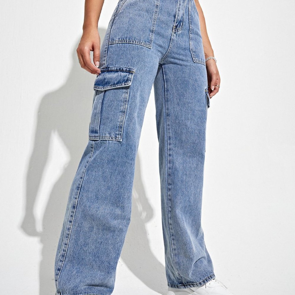 Casual High Waist Flap Pocket Side Cargo Jeans Light Wash - Picture 5 of 5
